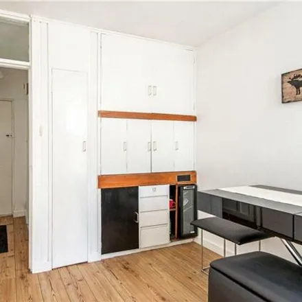 Image 9 - 58 Marlborough Place, London, NW8 0PT, United Kingdom - Apartment for rent
