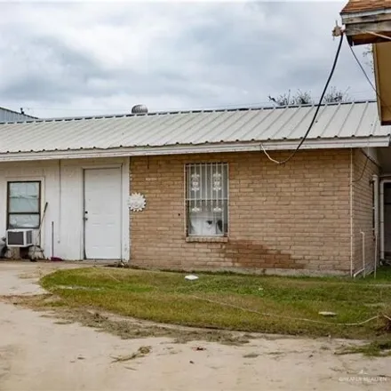 Image 3 - 3140 Escobares Loop, Roma, TX 78584, USA - House for sale