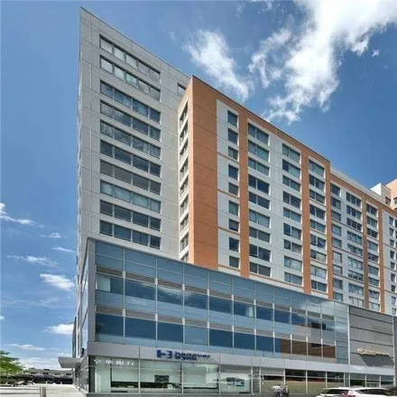 Image 1 - Flushing Commons South, 136-17 39th Avenue, New York, NY 11354, USA - Apartment for rent