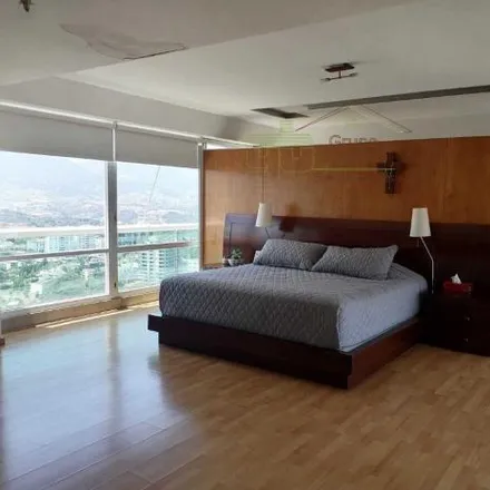 Rent this 4 bed apartment on Lavanderia burbujas in Avenida Jesús del Monte 49, Cuajimalpa de Morelos