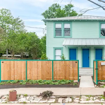 Rent this 2 bed house on 2001 Willow Street in Austin, TX 78702