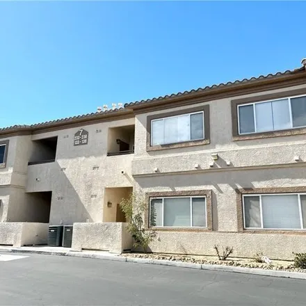 Rent this 3 bed condo on Spoiled Laser in 8665 West Flamingo Road, Spring Valley