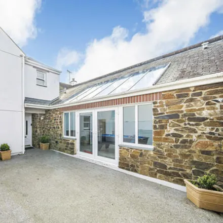 Buy this 4 bed duplex on Spar in 1 Holywell Road, Truro