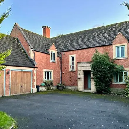 Rent this 5 bed apartment on Olde Lane in Toddington, GL54 5DW