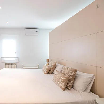 Rent this 3 bed apartment on Carrer de Sicília in 415, 08001 Barcelona