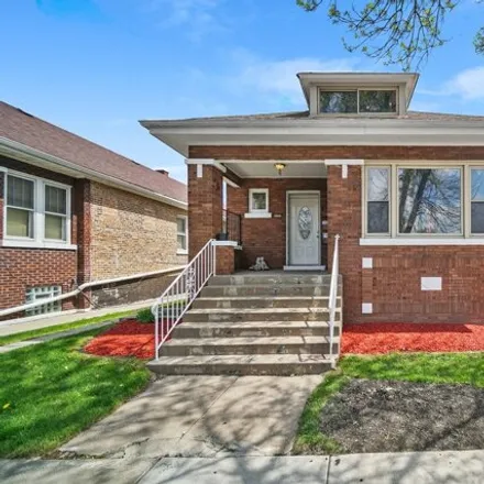 Buy this 5 bed house on 5959 South Richmond Street in Chicago, IL 60629