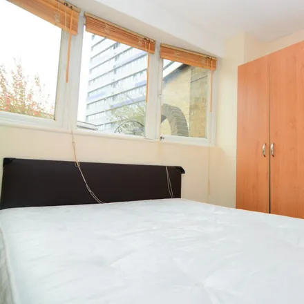 Rent this 6 bed room on 20 Forty Acre Lane in London, E16 1QL