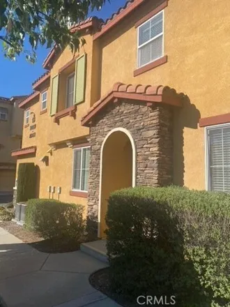 Image 2 - 8089 Cresta Bella Road, Rancho Cucamonga, CA 91730, USA - Townhouse for rent