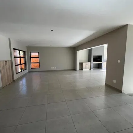 Rent this 3 bed apartment on 482 13th Street in Menlo Park, Pretoria