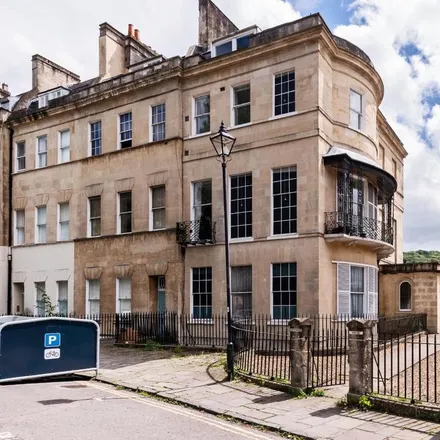 Rent this studio apartment on Ringswell Gardens in Bath, BA1 6JE