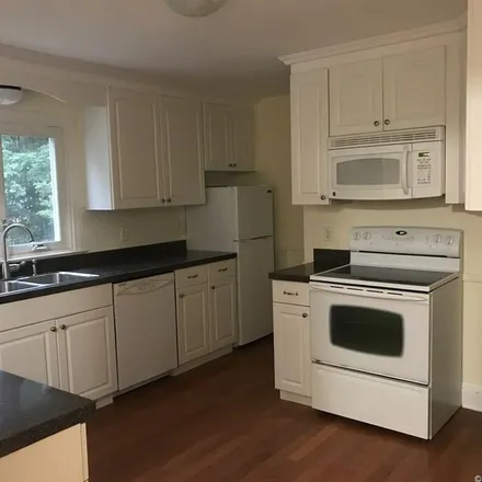 Rent this 2 bed apartment on 213 Dix Avenue in Newington, CT 06111
