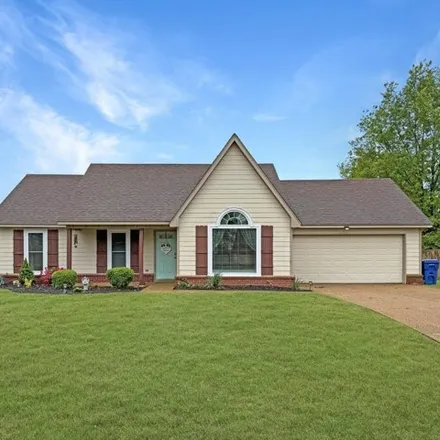 Buy this 3 bed house on 4293 Shadow Oaks Drive in Horn Lake, MS 38637