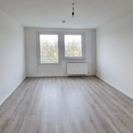 Rent this 1 bed apartment on Zerbster Straße 43 in 06124 Halle (Saale), Germany