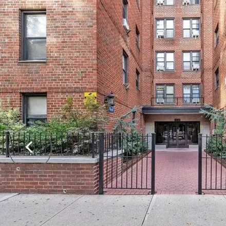 Image 9 - The Monteray, 37-30 83rd Street, New York, NY 11372, USA - Apartment for sale