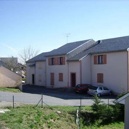 Rent this 2 bed apartment on unnamed road in 12160 Baraqueville, France