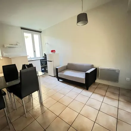 Rent this 2 bed apartment on 21 Place Jean Jaurès in 81100 Castres, France
