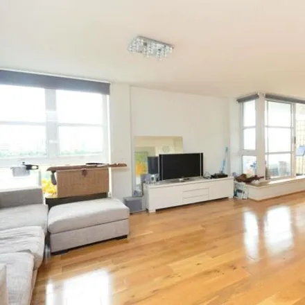 Buy this 2 bed apartment on Barrier Point Road in London, E16 2SF