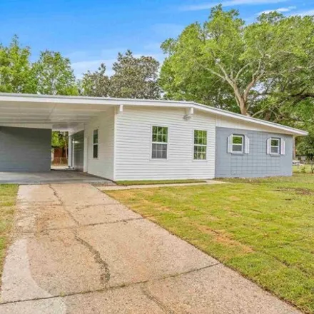 Buy this 3 bed house on 911 Montclair Rd in Pensacola, Florida