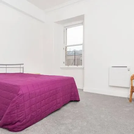 Rent this 1 bed apartment on Gibb's Entry in City of Edinburgh, EH8 9EJ