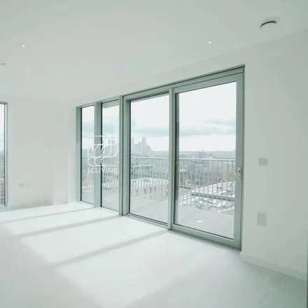 Rent this 1 bed apartment on 132 Cavell Street in St. George in the East, London