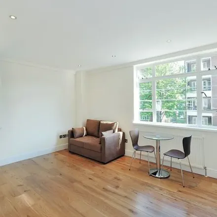 Image 7 - Reiss, 35/47 King's Road, London, SW3 4UG, United Kingdom - Apartment for rent