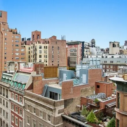 Image 2 - 610 Park Avenue, New York, NY 10065, USA - Townhouse for sale