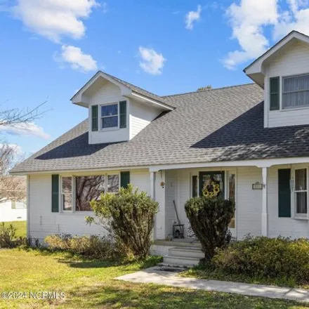 Buy this 3 bed house on 204 Old Ferry Dock Road in Harkers Island, Carteret County