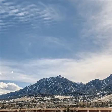Image 9 - The Spanish Towers, 805 29th Street, Boulder, CO 80303, USA - Condo for sale