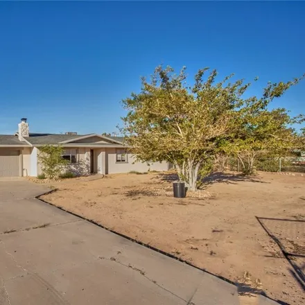 Image 2 - 21150 Matawan Road, Apple Valley, CA 92308, USA - House for sale