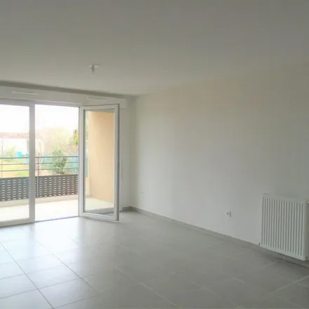 Rent this 3 bed apartment on 10 Rue du Vieux Moulin in 31150 Gagnac-sur-Garonne, France