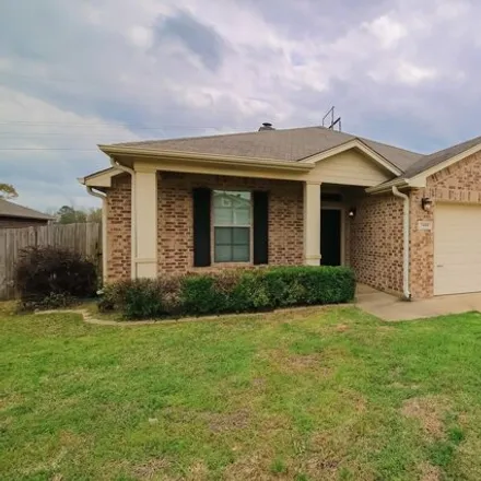 Rent this 4 bed house on 1430 Santa Cruz Drive in Longview, TX 75601