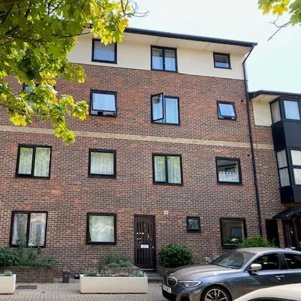 Rent this 2 bed apartment on 21 Ironmongers Place in Millwall, London