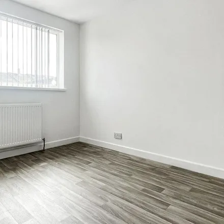 Rent this 3 bed apartment on Merrals Wood Road in Strood, ME2 2PN