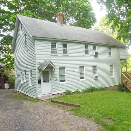 Image 1 - 7-a Barton Hill Rd, East Hampton, Connecticut, 06424 - House for sale