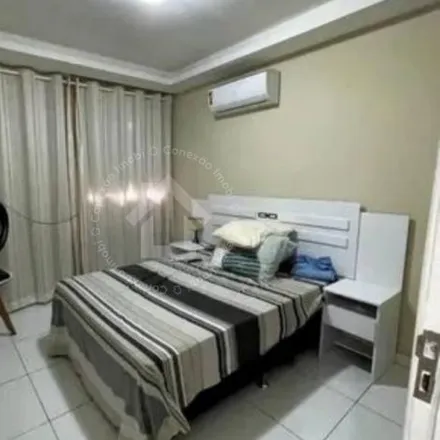 Buy this 3 bed apartment on Avenida José Tomaz Dávila Nabuco in Farolândia, Aracaju - SE