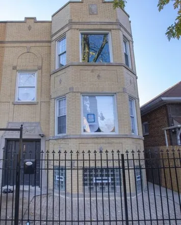 Buy this 7 bed house on 1014 North Springfield Avenue in Chicago, IL 60651