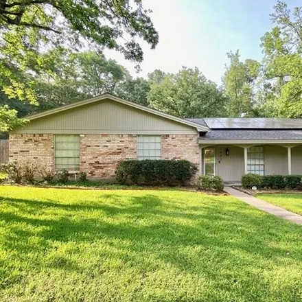 Buy this 4 bed house on 1417 Spanish Moss Drive in Lufkin, TX 75904