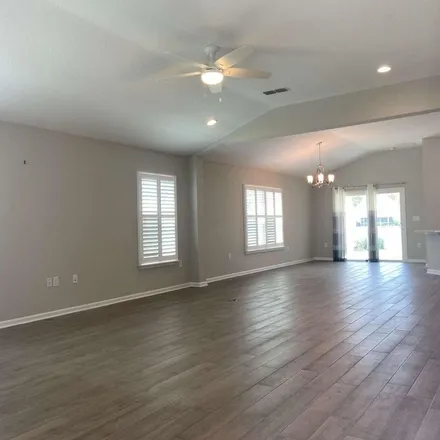 Rent this 3 bed apartment on 359 Chinquapin Drive in St. Marys, GA 31558