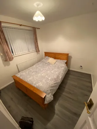 Rent this 3 bed room on Eastlake Avenue in Liverpool, L5 4SX
