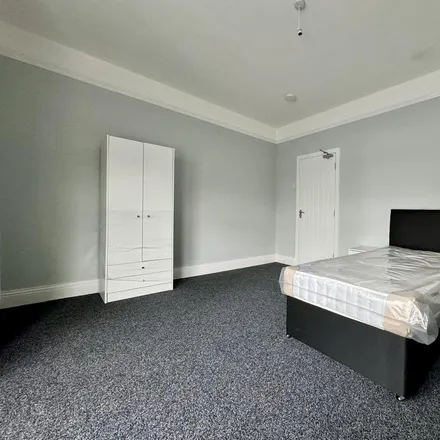 Image 7 - Wellesley Road, Middlesbrough, TS4 2DB, United Kingdom - Room for rent