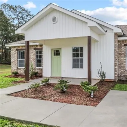 Buy this 3 bed house on 1098 Pine Street in Independence, LA 70443