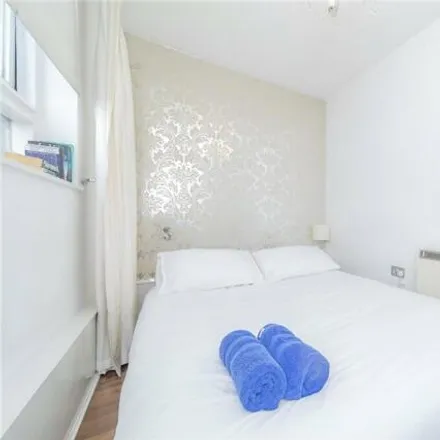 Image 4 - Huguenot House, Whitcomb Street, London, WC2H 7DY, United Kingdom - Apartment for rent