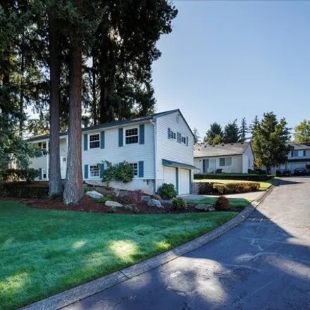 Buy this 4 bed condo on 9410 Southwest Manchester Place in Beaverton, OR 97007