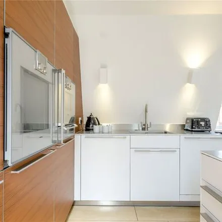 Rent this 2 bed apartment on 7 Green Street in London, W1K 6RS