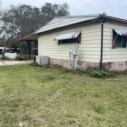 Buy this 3 bed house on 107 Idlewood Acres Road in Putnam County, FL 32181