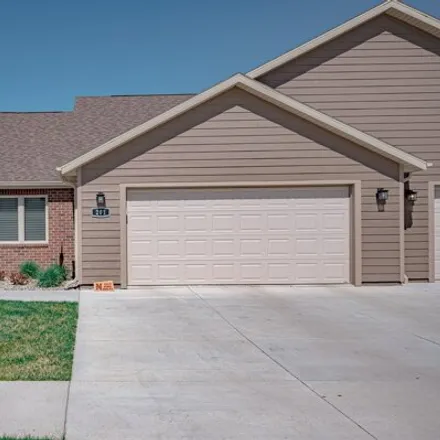 Buy this 2 bed condo on Prairie Bluff Drive in Sergeant Bluff, IA 51054