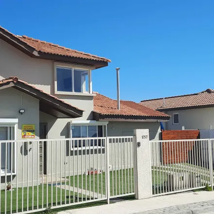 Rent this 4 bed house on Marbella in 180 0016 Coquimbo, Chile