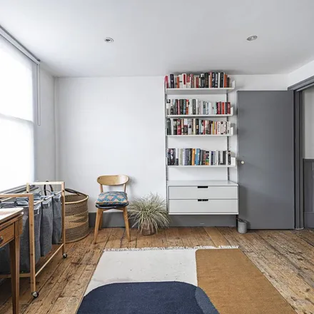 Image 2 - Mendip House, Peary Place, London, E2 0QW, United Kingdom - Apartment for rent