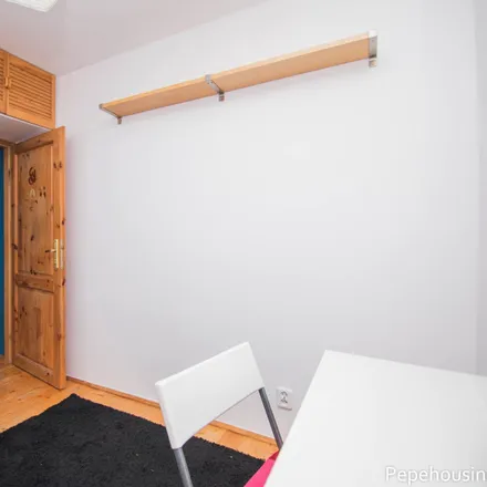 Image 2 - Okrąg 6A, 00-407 Warsaw, Poland - Room for rent