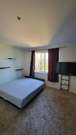 Image 4 - 10325 Owensmouth Avenue, Los Angeles, CA 91311, USA - Room for rent